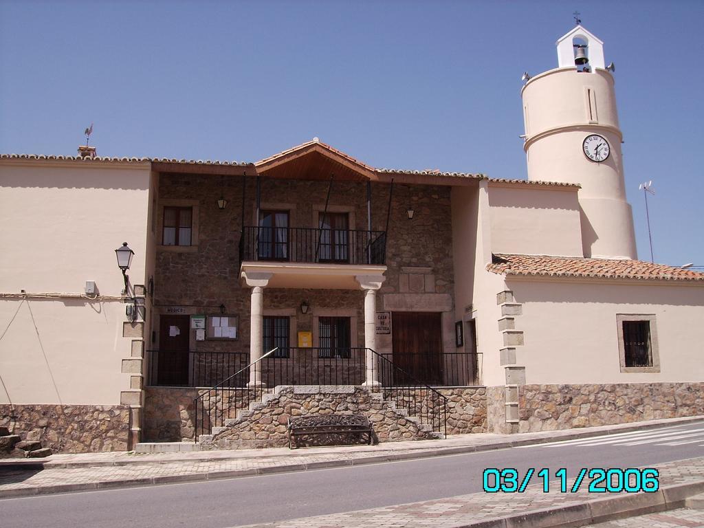 Via Caparra Superior Guest House Oliva de Plasencia Ngoại thất bức ảnh
